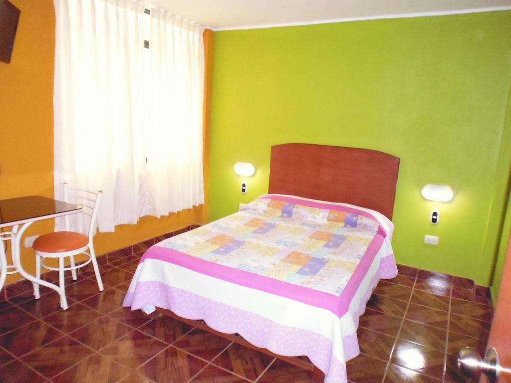 נאסקה Hostal Real Alcazar חדר תמונה